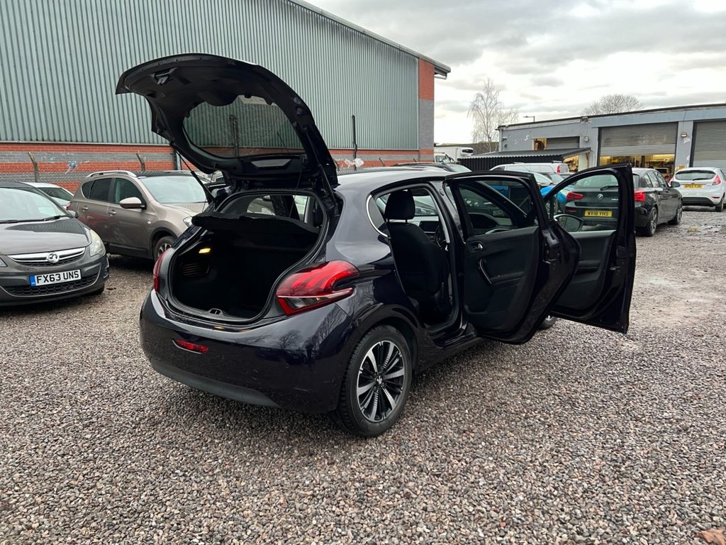 Used Peugeot 208 2019 for sale - 77139927: Photo 39