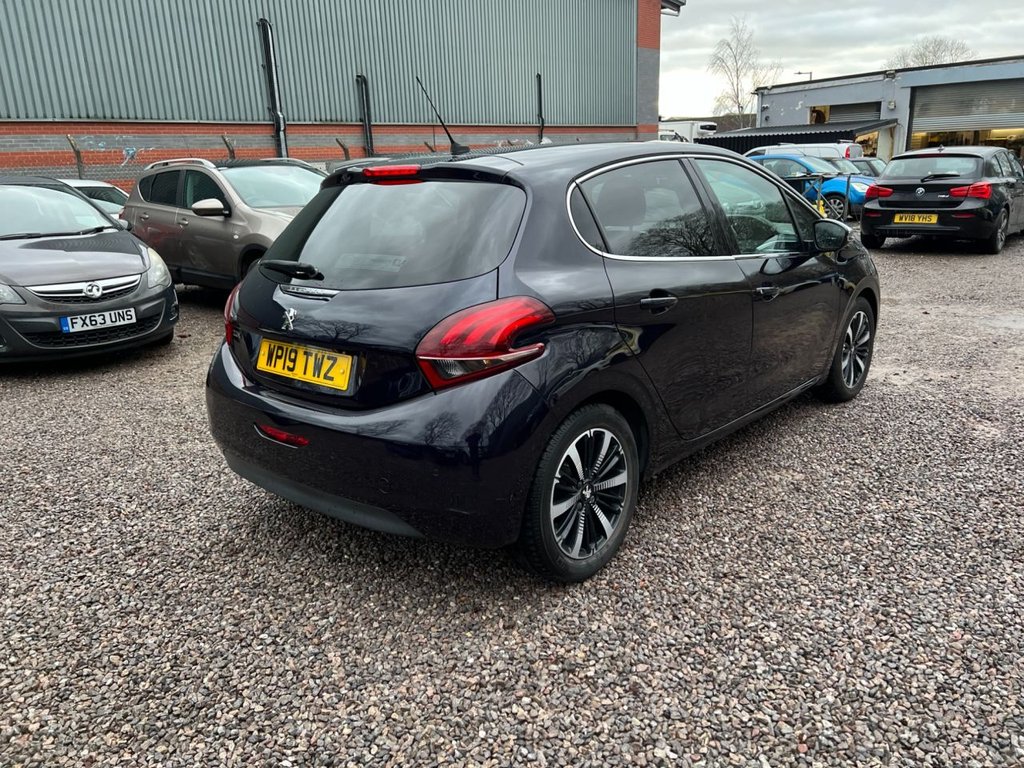 Used Peugeot 208 2019 for sale - 77139927: Photo 8