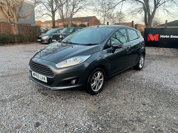 Used Ford Fiesta 2015 for sale - 76900774: Photo
