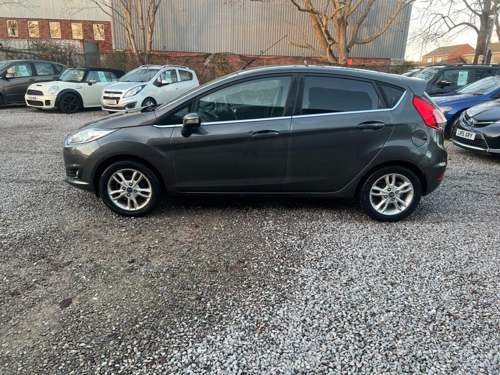 Used Ford Fiesta 2015 for sale - 76900774: Photo 5
