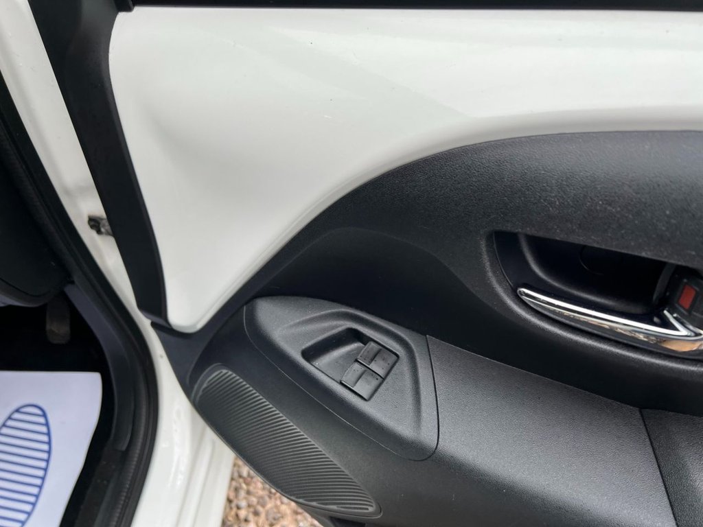 Used Peugeot 108 2014 for sale - 77384603: Photo 11