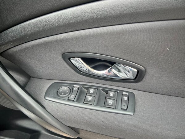 Used Renault Megane 2013 for sale - 76256549: Photo 10