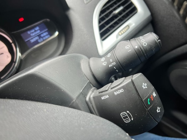 Used Renault Megane 2013 for sale - 76256549: Photo 13