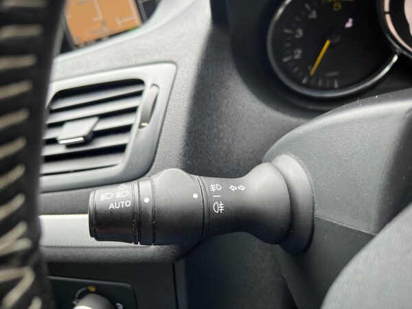 Used Renault Megane 2013 for sale - 76256549: Photo 14