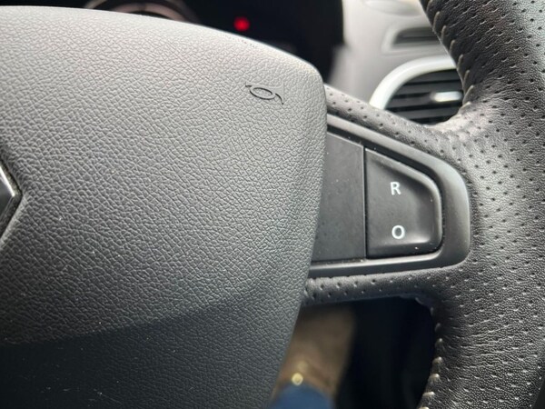 Used Renault Megane 2013 for sale - 76256549: Photo 16