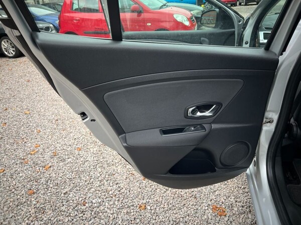 Used Renault Megane 2013 for sale - 76256549: Photo 29