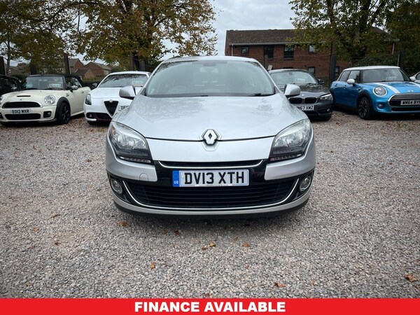 Used Renault Megane 2013 for sale - 76256549: Photo 2