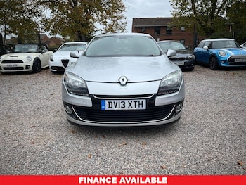 Used Renault Megane 2013 for sale - 76256549: Photo 2