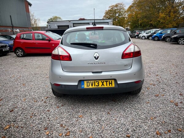 Used Renault Megane 2013 for sale - 76256549: Photo 7
