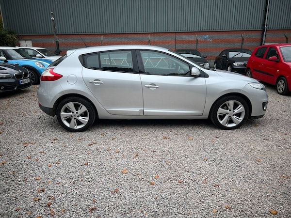 Used Renault Megane 2013 for sale - 76256549: Photo 9
