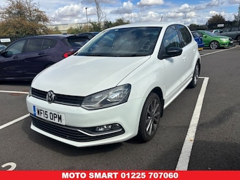 Used Volkswagen Polo 2015 for sale - 79550784: Photo