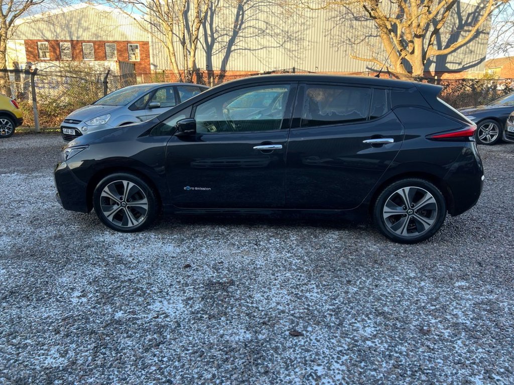 Used Nissan Leaf 2018 for sale - 77122299: Photo 6