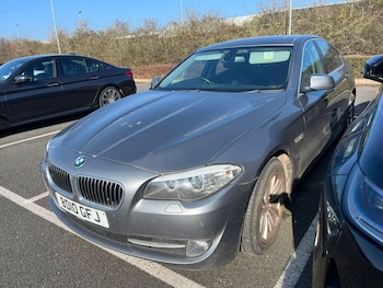 Used BMW 5 Series 2010 for sale - 77792300: Photo