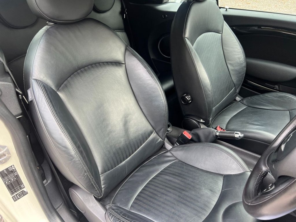 Used MINI Convertible 2012 for sale - 75947707: Photo 12