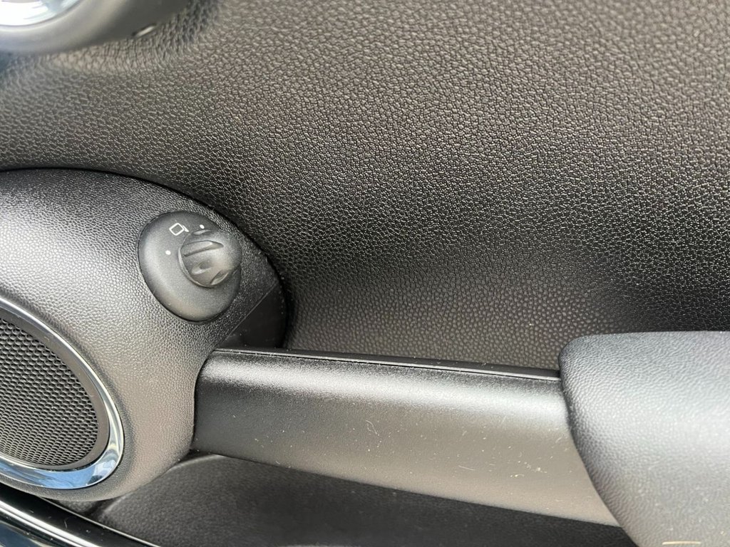 Used MINI Convertible 2012 for sale - 75947707: Photo 19