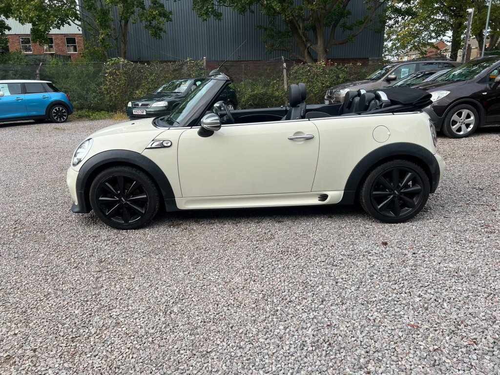 Used MINI Convertible 2012 for sale - 75947707: Photo 32