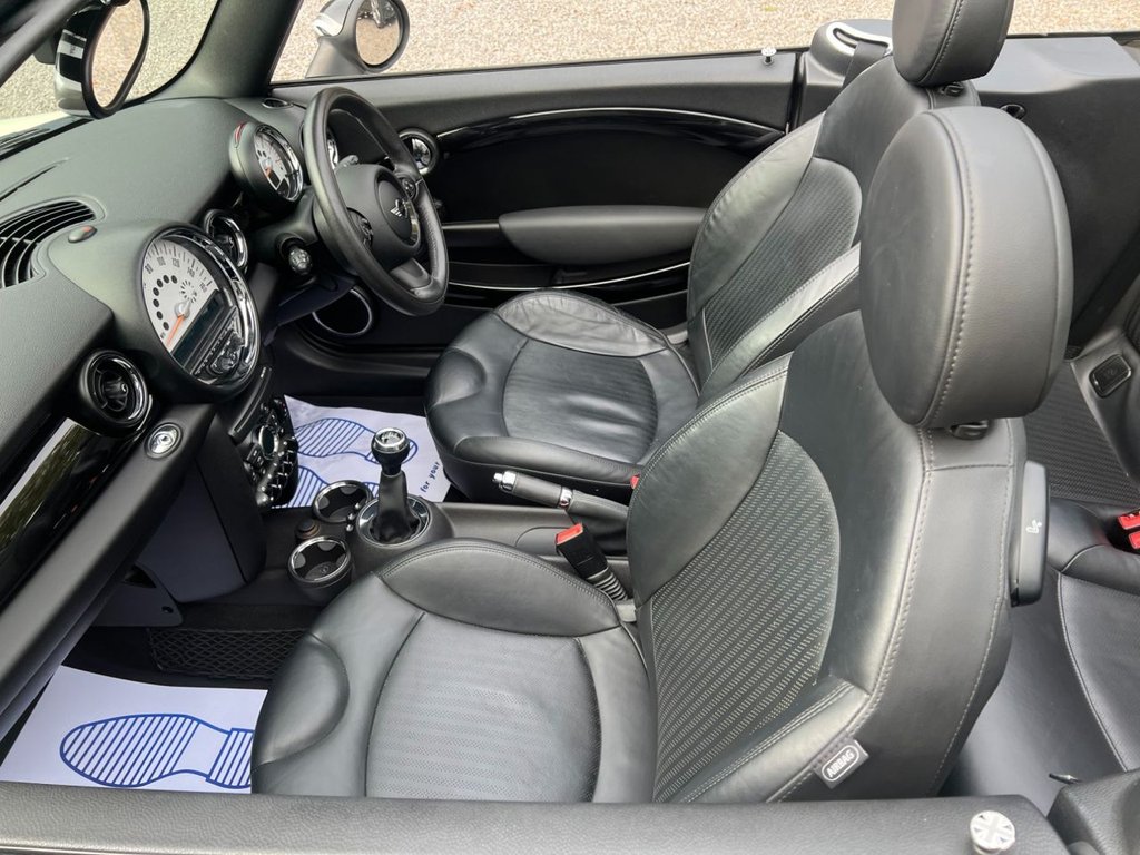 Used MINI Convertible 2012 for sale - 75947707: Photo 40
