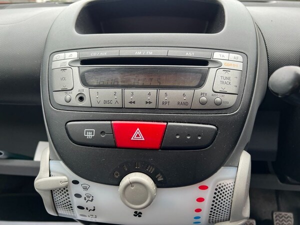Used Peugeot 107 2011 for sale - 75654009: Photo 12
