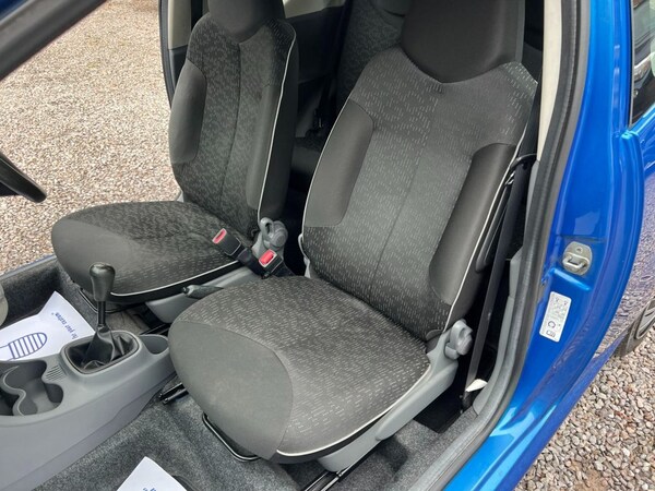 Used Peugeot 107 2011 for sale - 75654009: Photo 19