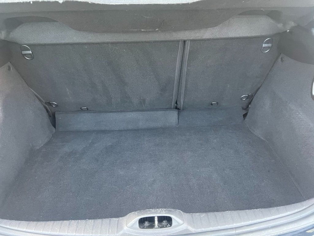 Used Peugeot 208 2018 for sale - 76910219: Photo 30