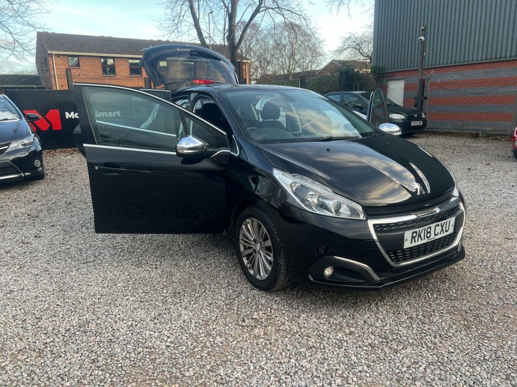 Used Peugeot 208 2018 for sale - 76910219: Photo 34