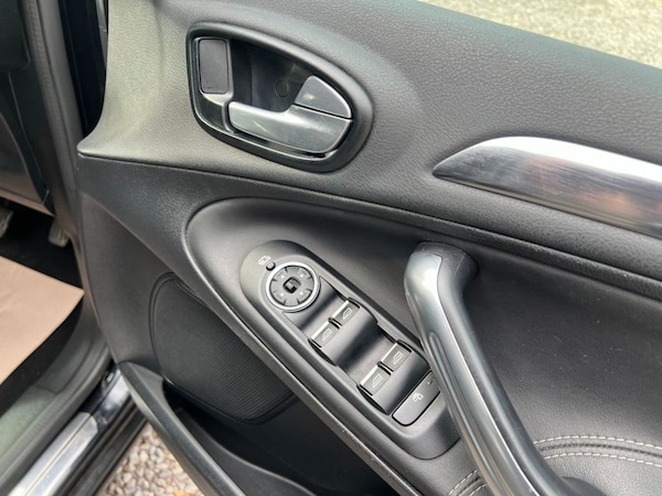 Used Ford S-Max 2013 for sale - 75642569: Photo 10
