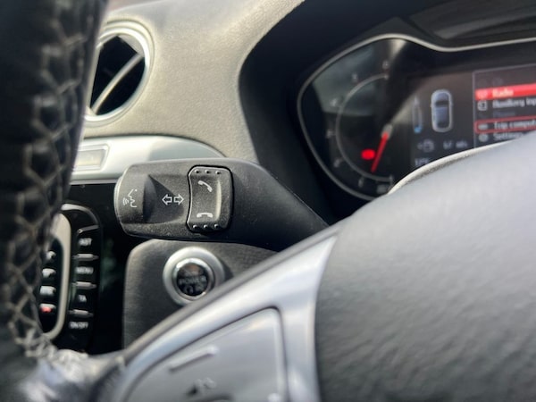 Used Ford S-Max 2013 for sale - 75642569: Photo 14
