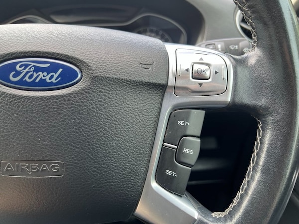 Used Ford S-Max 2013 for sale - 75642569: Photo 16
