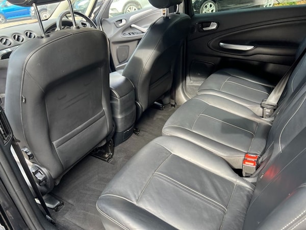 Used Ford S-Max 2013 for sale - 75642569: Photo 26