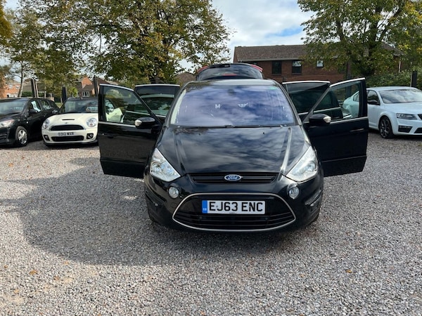Used Ford S-Max 2013 for sale - 75642569: Photo 33