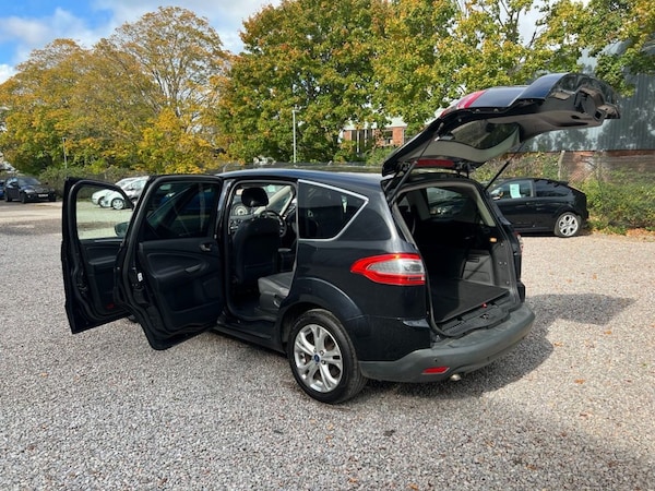 Used Ford S-Max 2013 for sale - 75642569: Photo 36