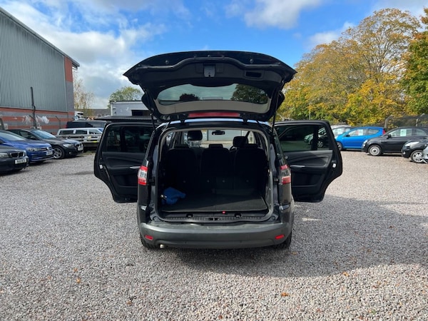 Used Ford S-Max 2013 for sale - 75642569: Photo 37