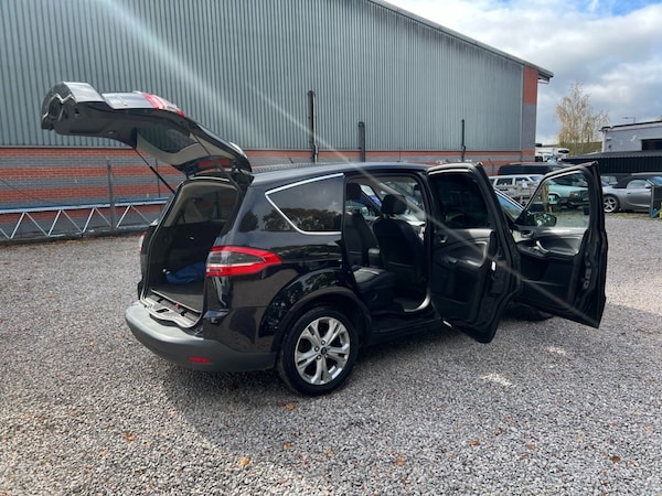 Used Ford S-Max 2013 for sale - 75642569: Photo 38
