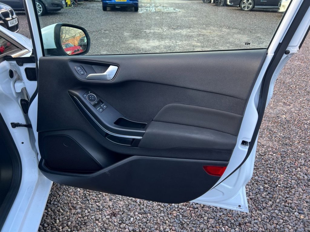 Used Ford Fiesta 2017 for sale - 76950566: Photo 22