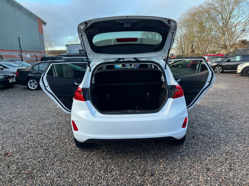 Used Ford Fiesta 2017 for sale - 76950566: Photo 37