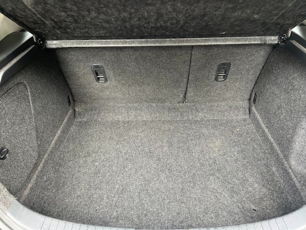 Used Mazda Mazda3 2010 for sale - 75619312: Photo 24