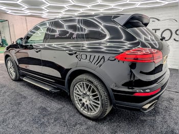Used Porsche Cayenne 2015 for sale - 79646838: Photo