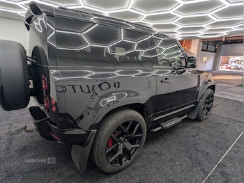 Used Land Rover Defender 2021 for sale - 77321206: Photo