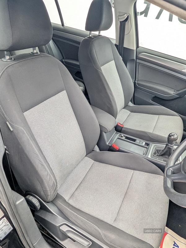 Used Volkswagen Golf 2014 for sale - 76474133: Photo 10