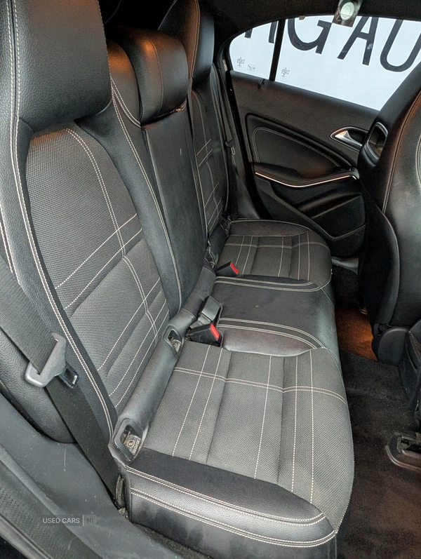 Used Mercedes-Benz A-Class 2015 for sale - 76825317: Photo 11