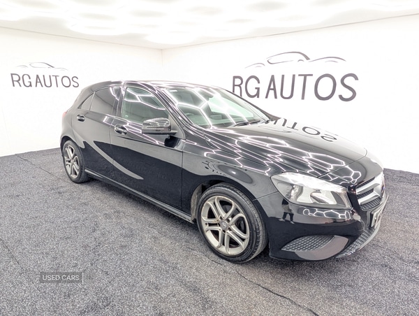 Used Mercedes-Benz A-Class 2015 for sale - 76825317: Photo 2