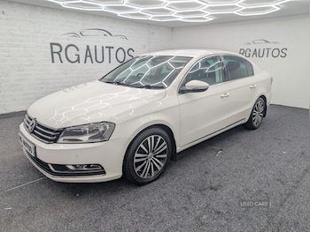 Volkswagen - Passat