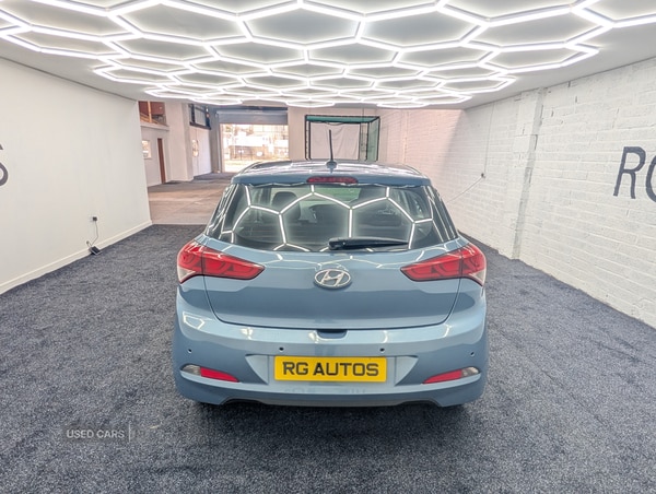 Used Hyundai i20 2018 for sale - 75080986: Photo 8