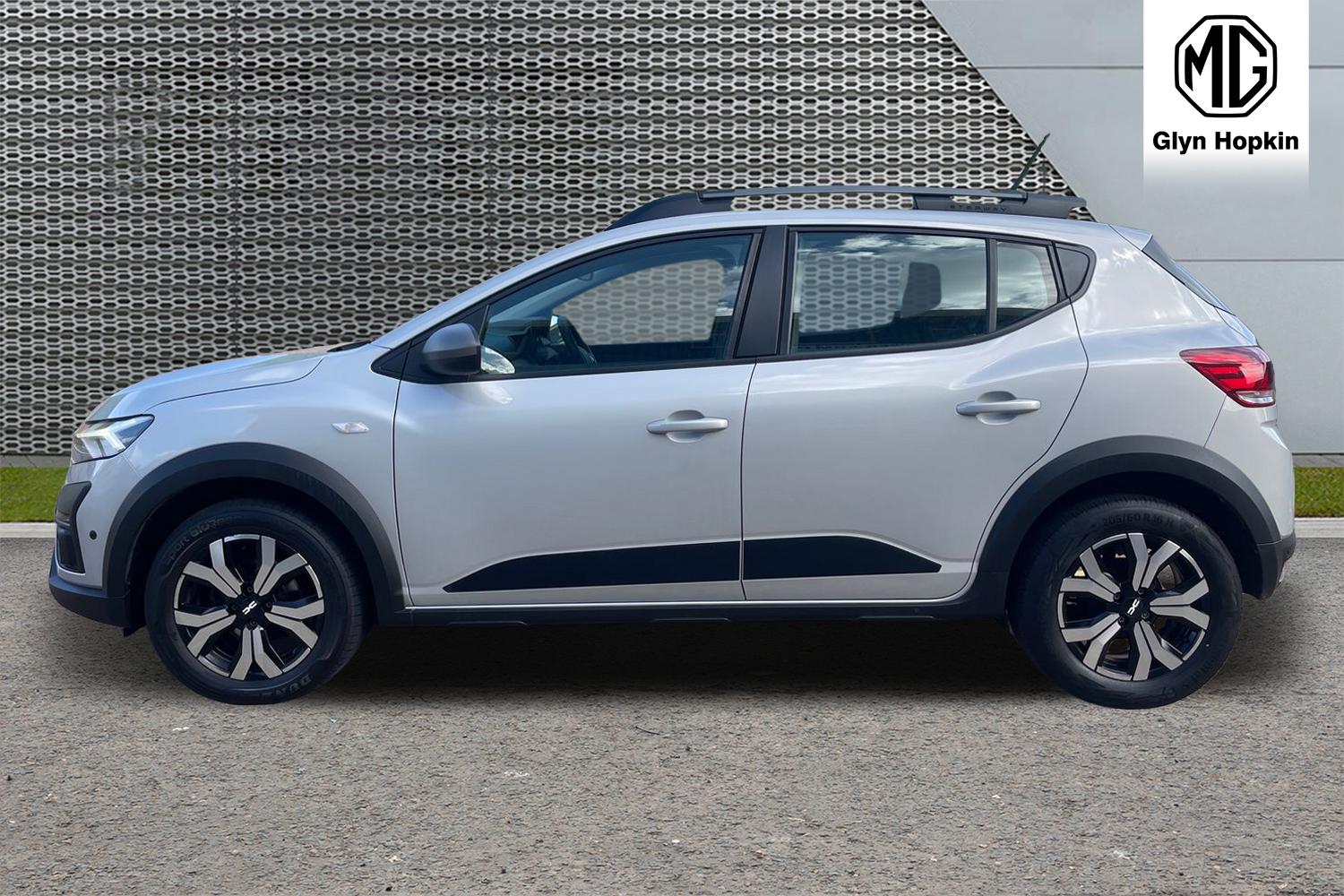 Used Dacia Sandero Stepway 2023 for sale - 77092528: Photo 6