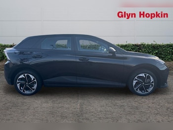 Used MG MG4 2023 for sale - 76390111: Photo