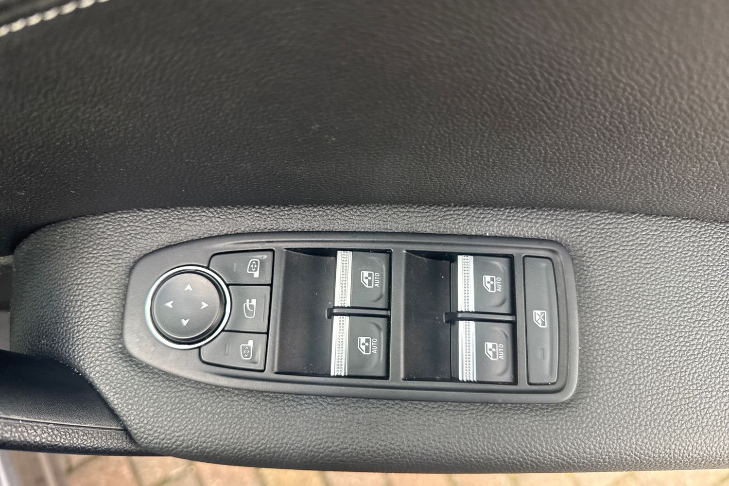 Used Renault Captur 2023 for sale - 76966551: Photo 16