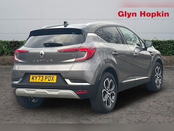 Used Renault Captur 2023 for sale - 76966551: Photo
