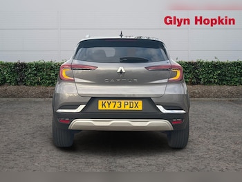 Used Renault Captur 2023 for sale - 76966551: Photo