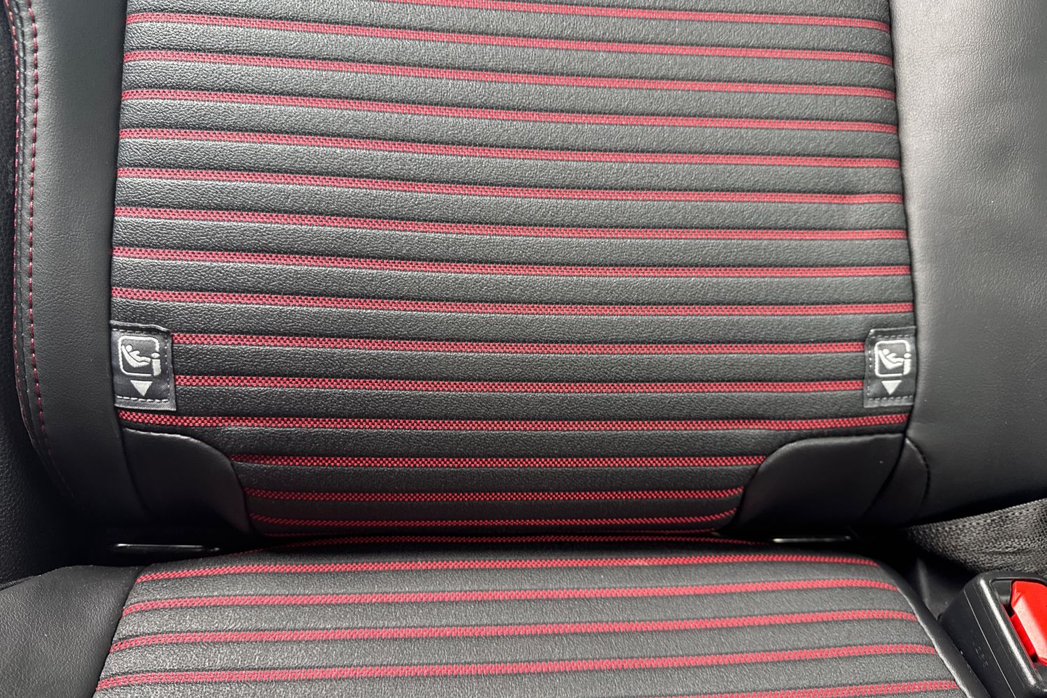 Used Toyota RAV4 2022 for sale - 76130704: Photo 32