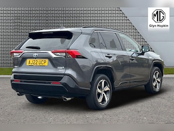 Used Toyota RAV4 2022 for sale - 76130704: Photo 3